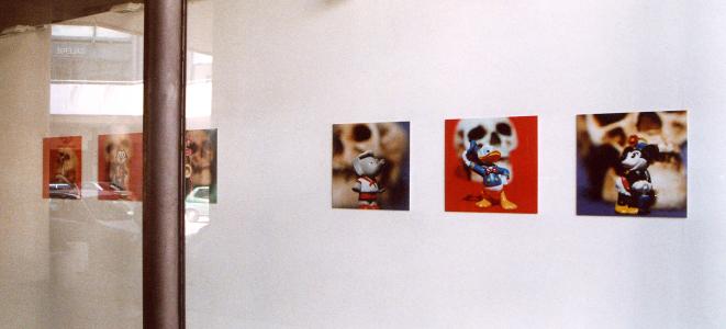 <b>Fais-moi confiance...</b> - exhibition view, M.A.M.A.C. windows, Nice, 1999