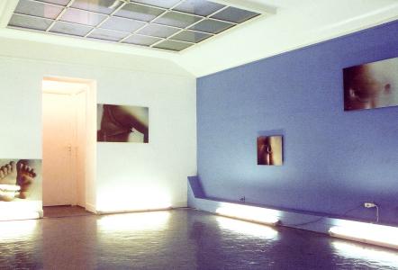 <b>Les vases communicants</b> - exhibition view, Le Logoscope, Monaco, 2001