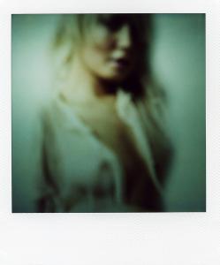 <b>The border</b> - color polaroid, 10,7x8,8 cm, single print, 2003-2007